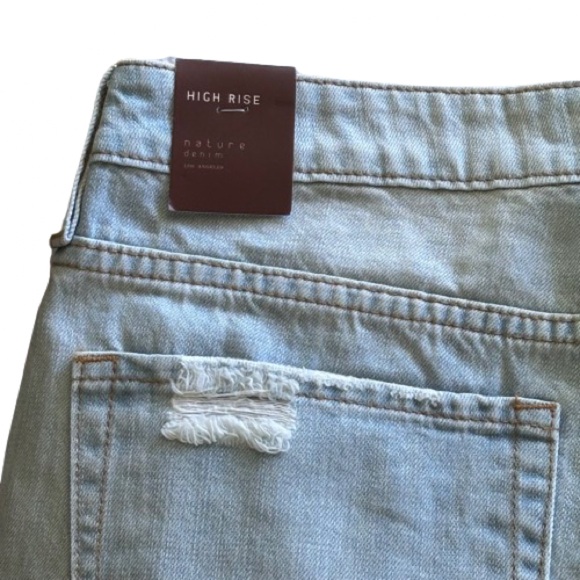 NWT Nature Denim Boutique High Rise Distressed Shorts Blue Size L - Picture 5 of 6